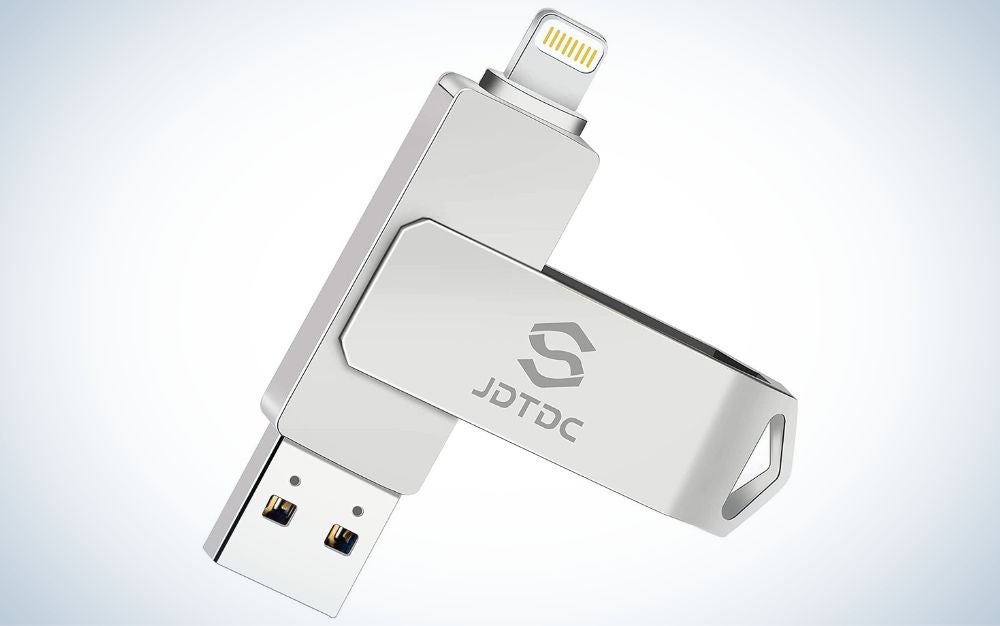 JDTDC MFi Certified 128GB is the best rated photo stick.